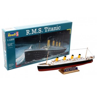 Revell - R.M.S Titanic 1:1200